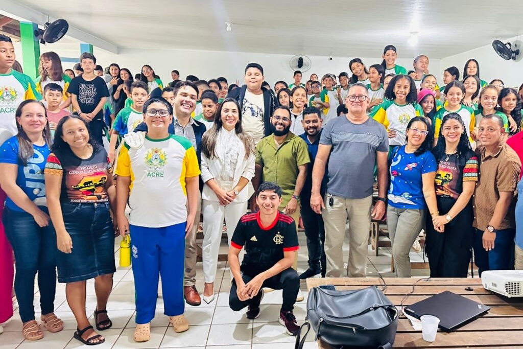 TJAC Realiza Diálogo Sobre Violência Contra a Mulher com Estudantes em Porto Acre