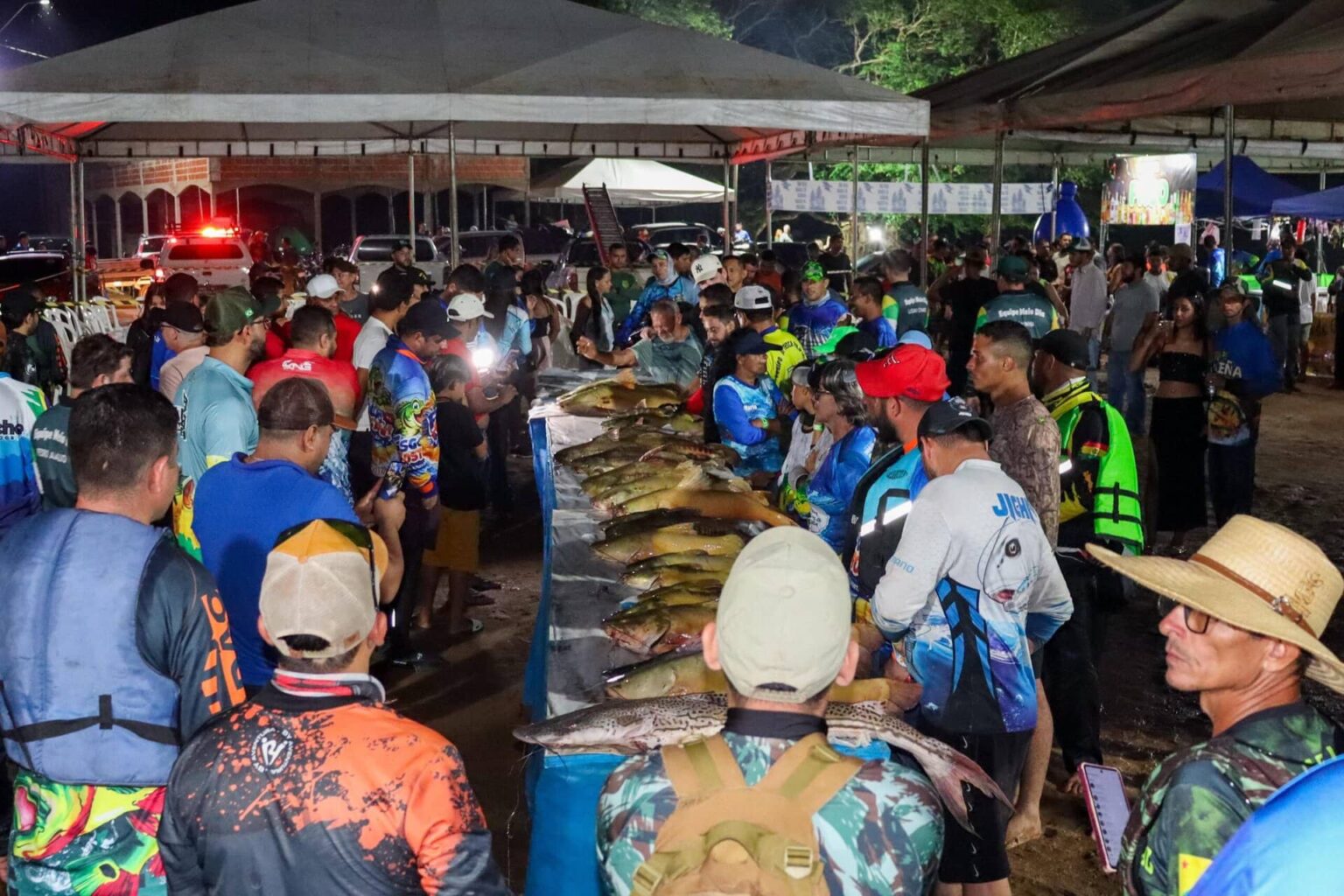 2º Campeonato Internacional de Pesca Embarcada Reúne Mais de 400 Pescadores em Brasiléia