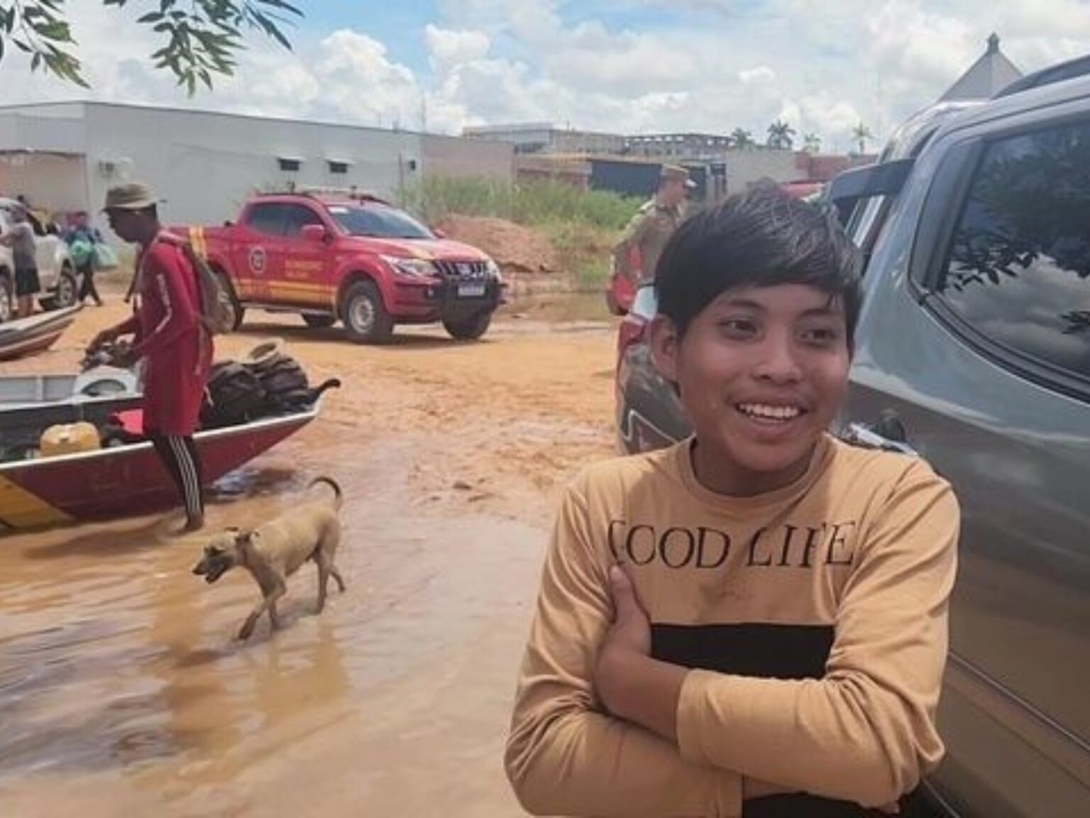 Adolescente Indígena Sobrevive 11 Dias Perdido na Floresta do Acre Adolescente Indígena Sobrevive 11 Dias Perdido na Floresta do Acre