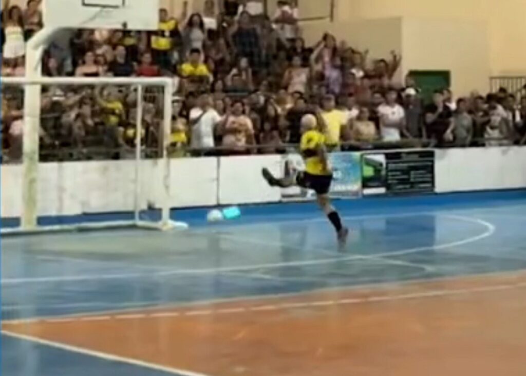 Atleta do Ressaca Reflete sobre Oportunidade Perdida em Jogo de Futsal no Acre