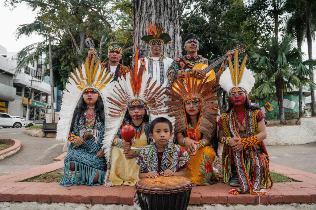 Cultura na Praça: Celebração da Identidade Indígena em Rio Branco