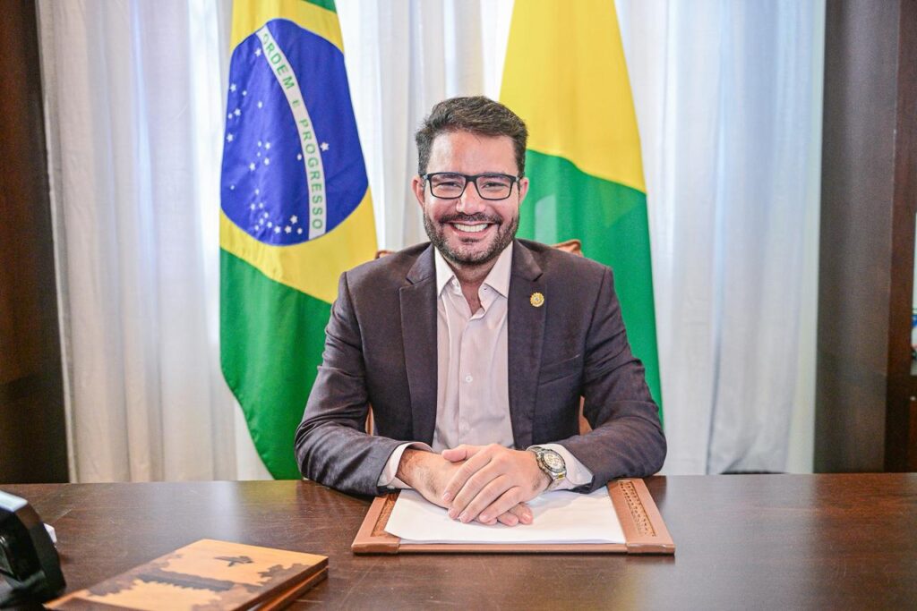 Gladson Camelí: Uma Trajetória de Liderança e Compromisso com o Acre