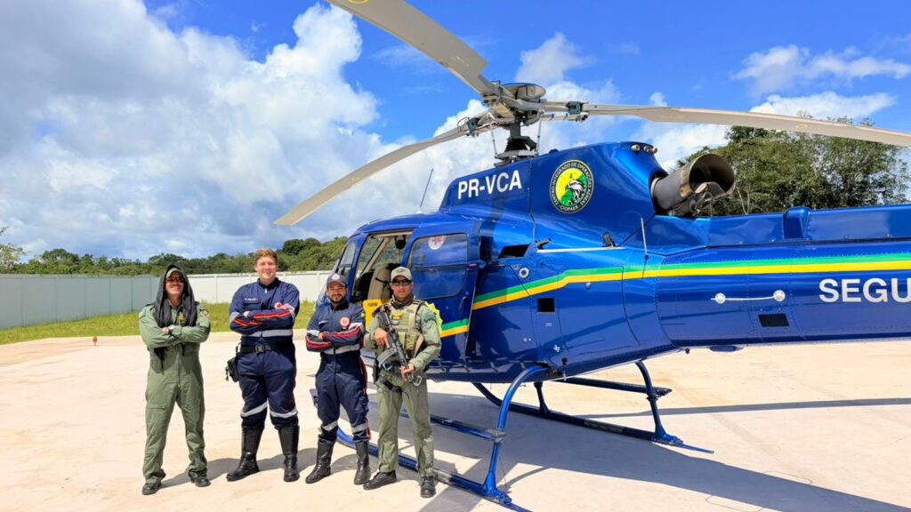 Governo do Acre Realiza Resgate Urgente de Vítima de Tiro no Rio Juruá Mirim Governo do Acre Realiza Resgate Urgente de Vítima de Tiro no Rio Juruá Mirim