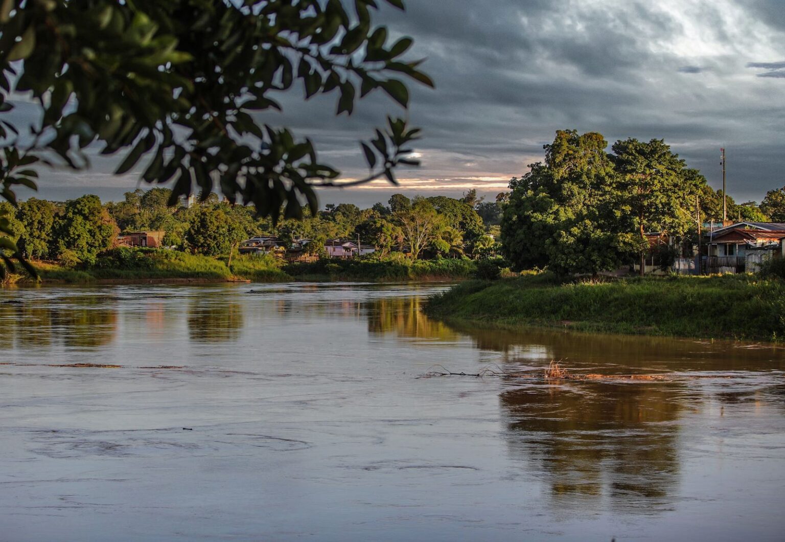 Nível do Rio Acre em Rio Branco Atinge 12,12 Metros em Boletim Atualizado