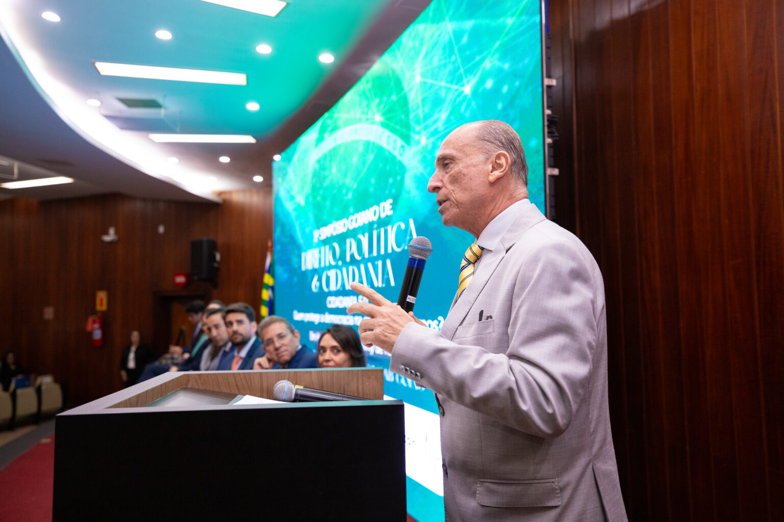 Presidente do TRE-GO Marca Presença no 1º Simpósio Goiano de Direito, Política e Cidadania