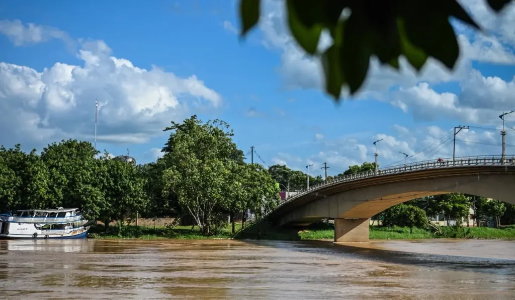 Rio Acre apresenta queda significativa: nível chega a 11,43 metros neste domingo