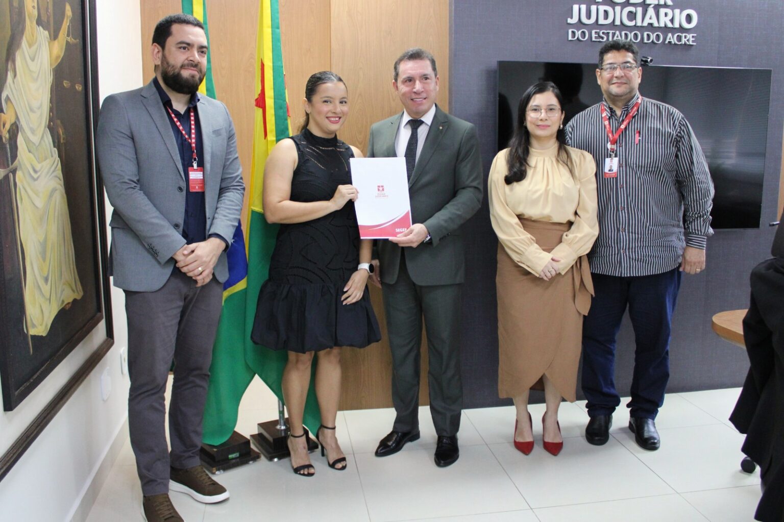 TJAC Anuncia Nova Empossada: Analista Judiciária para a Área de Tecnologia