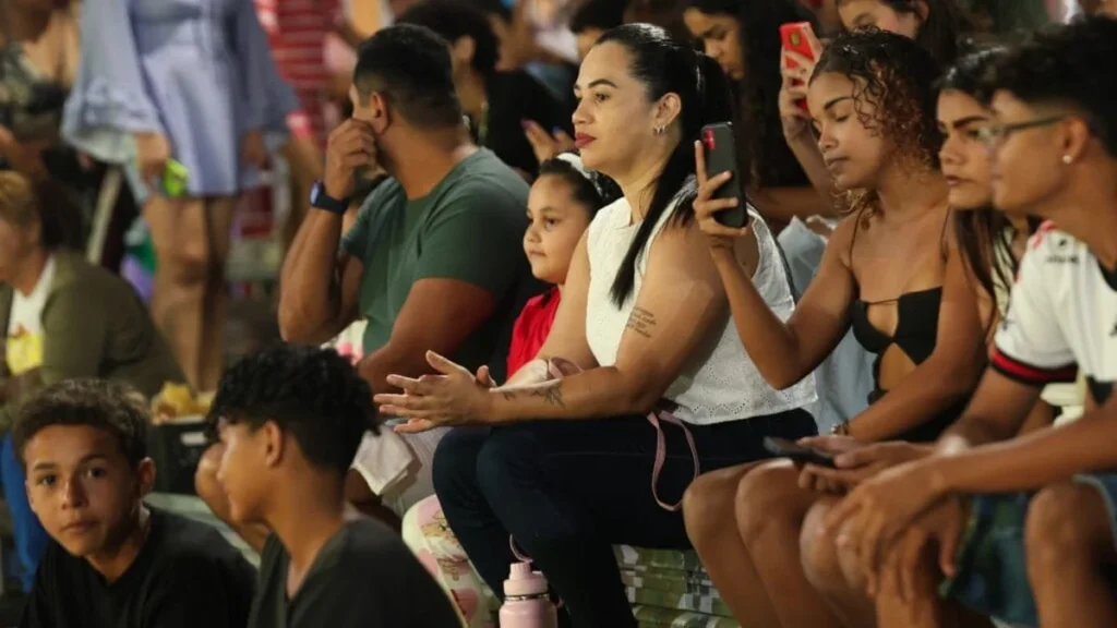 Penúltima Noite do Arraial Cultural 2026 Valoriza Folguedos e Reúne Famílias na Gameleira