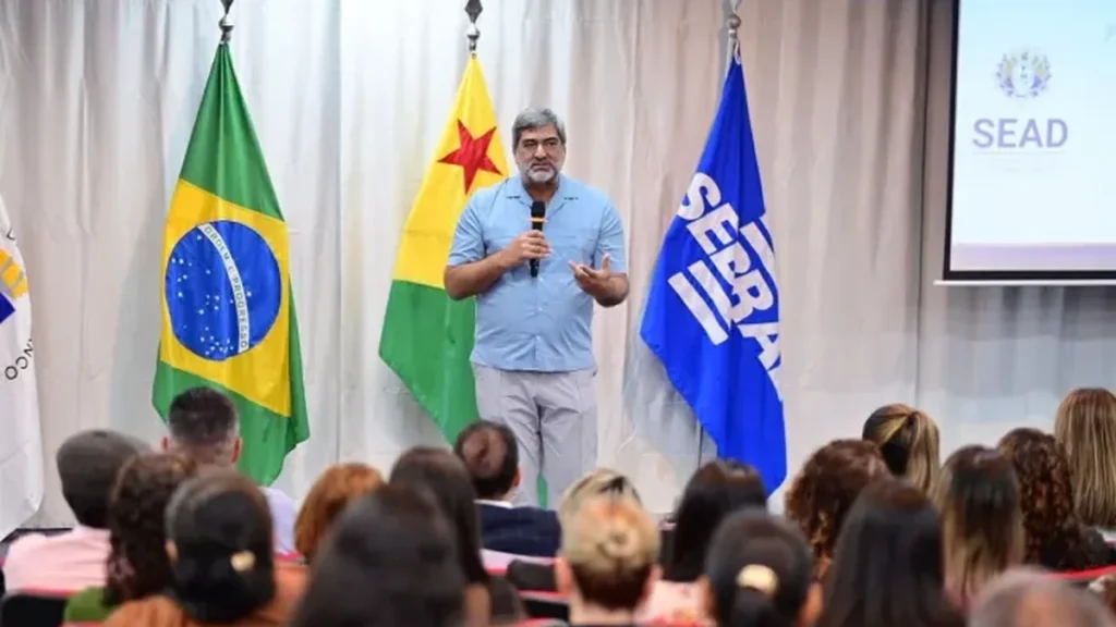Rio Branco recebe palestra de Zeca Camargo sobre inovação e futuro do trabalho