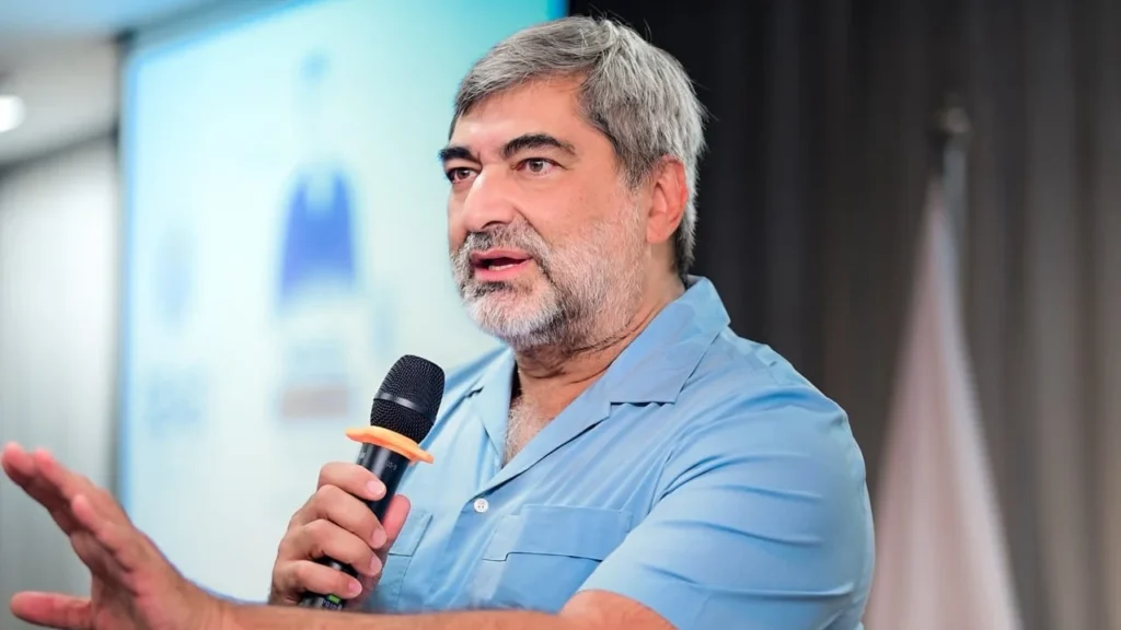 Palestra de Zeca Camargo em Rio Branco destaca inovação e futuro do trabalho