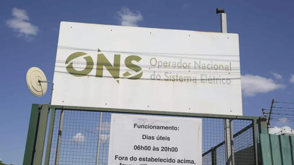 Acre integra 170 mil pessoas ao sistema elétrico nacional e gera economia de R$ 339 milhões anuais