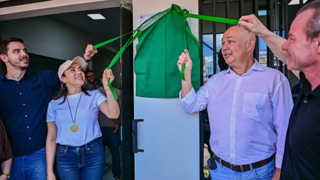Governadora Mailza entrega sede revitalizada da Seop em Cruzeiro do Sul e impulsiona economia region